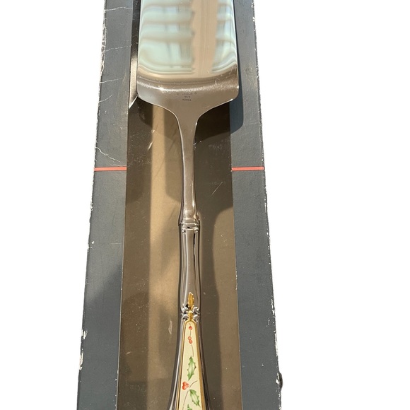 LENOX Holiday Large Lasagna Server - Picture 8 of 9